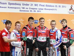 Два гонщика "Мега-Лады" – чемпионы мира в составе сборной России