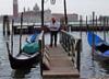 В Венеции впервые в истории появилась женщина-гондольер